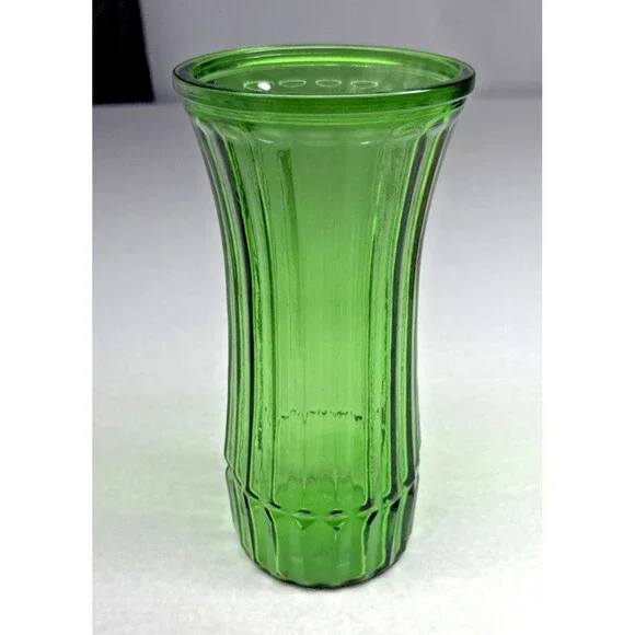 Hoosier Glass 4088-C Green Ribbed Vase Mid Century Art Glass USA Vintage