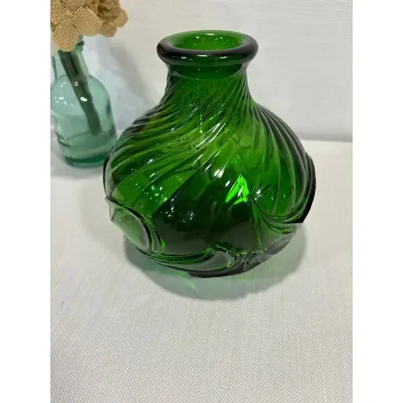 Green swirl art-glass vase murano-style