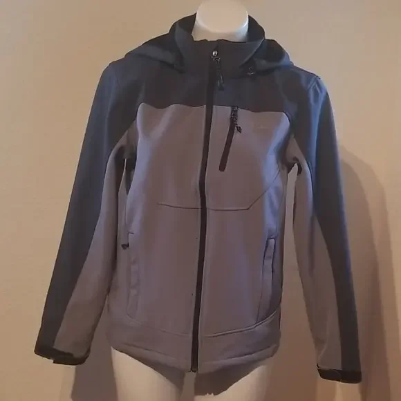 Snozu jacket  lg 14/16‎