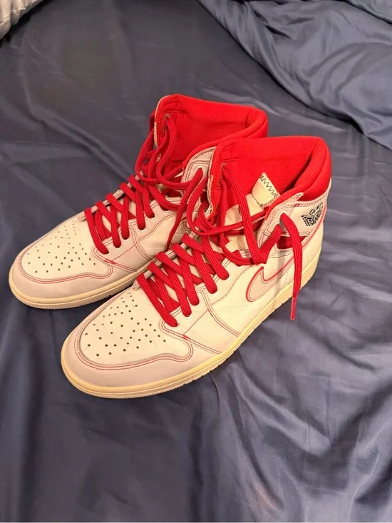 Air Jordan 1s Red/Cream