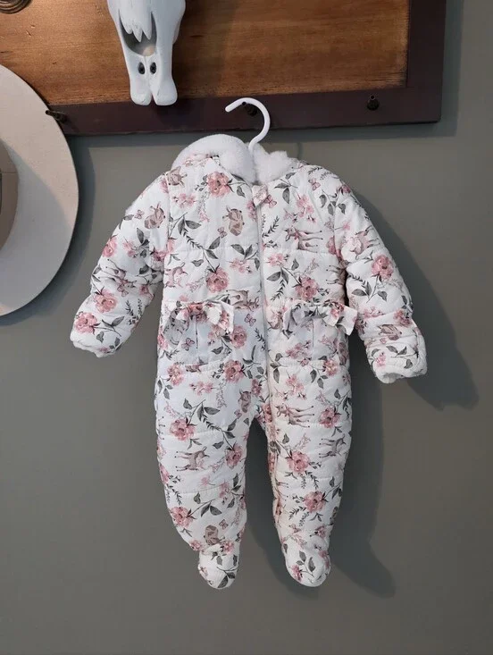 Tahari Baby Floral Snowsuit 0-3m