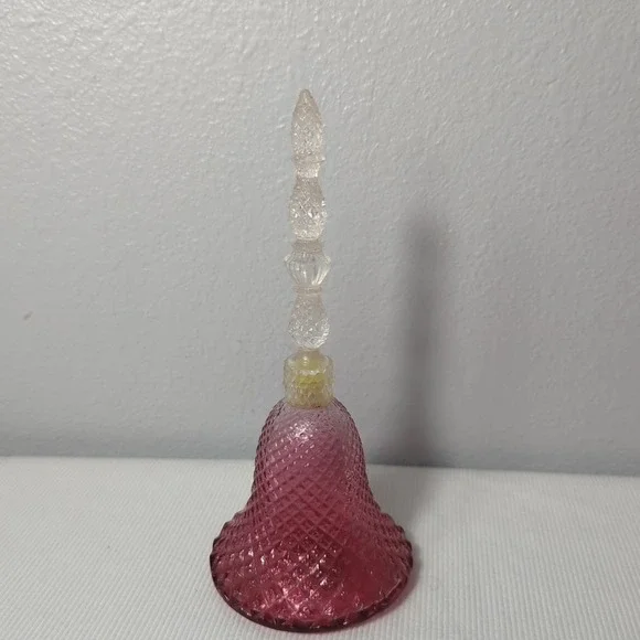 Avon VINTAGE cologne bottle Pink 1977‎ Rosepoint Bell -Empty-