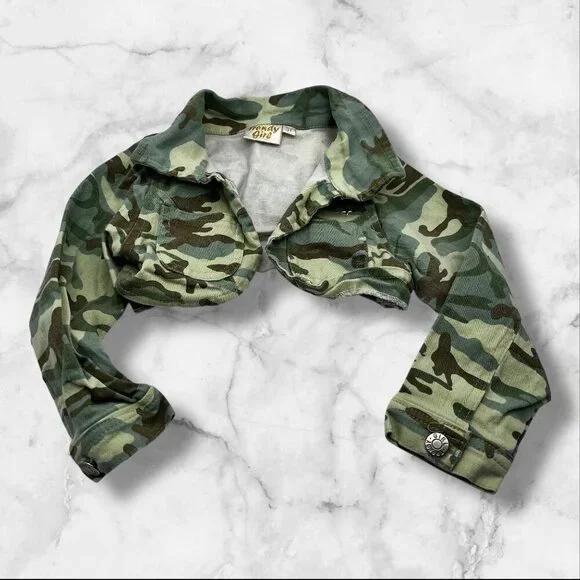 Trendy Girl  Camo Print Cropped Jacket For Girls Size 3T Long Sleeve With Button