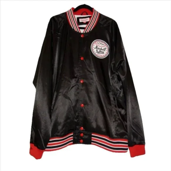 NWOT Mitchell & Ness Injury Report Black Satin Baseball Jacket