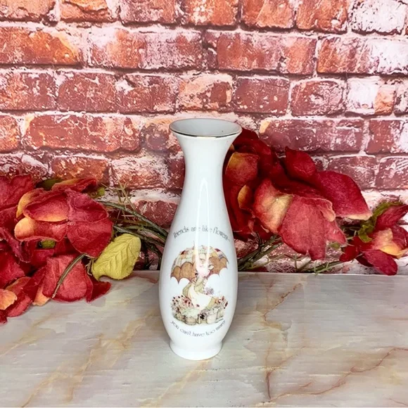 Vintage 1977 Holly Hobbie Porcelain 7