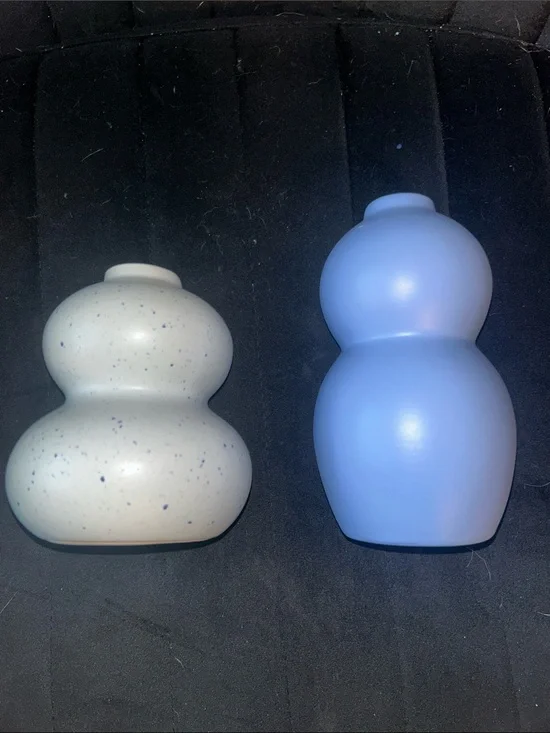 Double-Gourd Ceramic Vases in Blue and Speckled Cream
