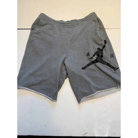 Jordan Jumpman Air Fleece Shorts Mens XXL Gray Black Logo Raw Hem Athletic Gym