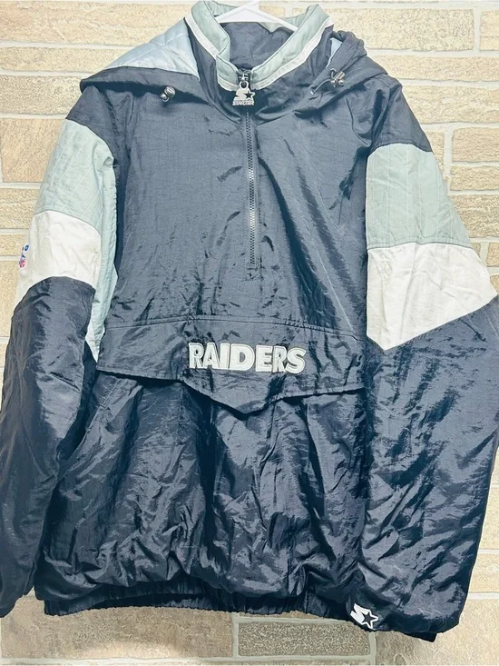 Vintage 90s Starter Oakland Raiders NFL Puffer Jacket Pullover Pouch Black