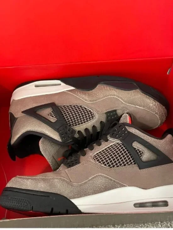 Nike Air Jordan 4 Retro Mid Taupe Haze