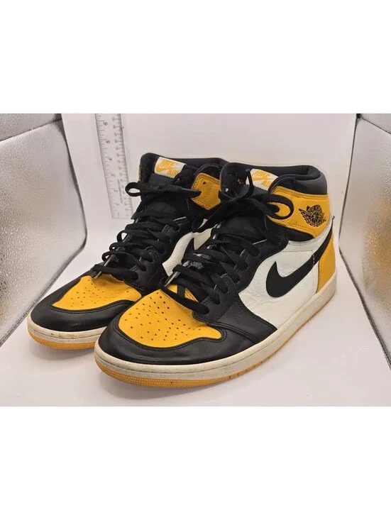 Sz 12 Jordan 1 Retro Yellow Toe High-Top Sneakers Yellow/Black/White 555088-711