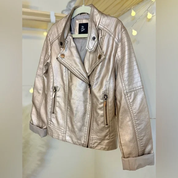 🌾 Kid’s Rose‎ Gold Metallic Faux Leather Jacket