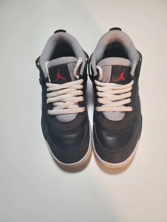 Air Jordan 4 RM