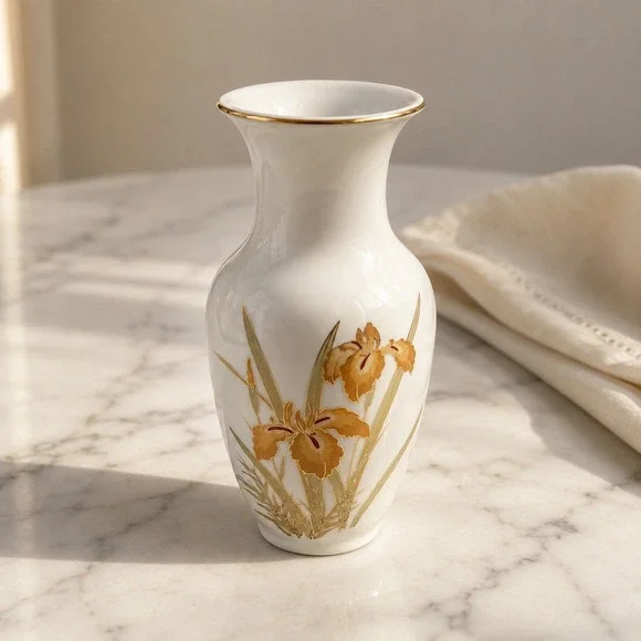 Fine China Japan Vintage Porcelain Bud Vase Floral Iris Gold Trim 6.5 Inch