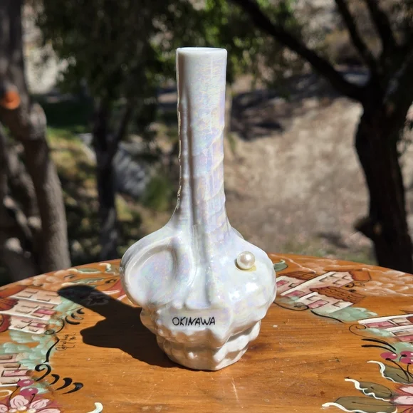 Okinawa Iridescent Pearlescent Bud Vase Bottle with‎ Pearl Accent 80s Vintage
