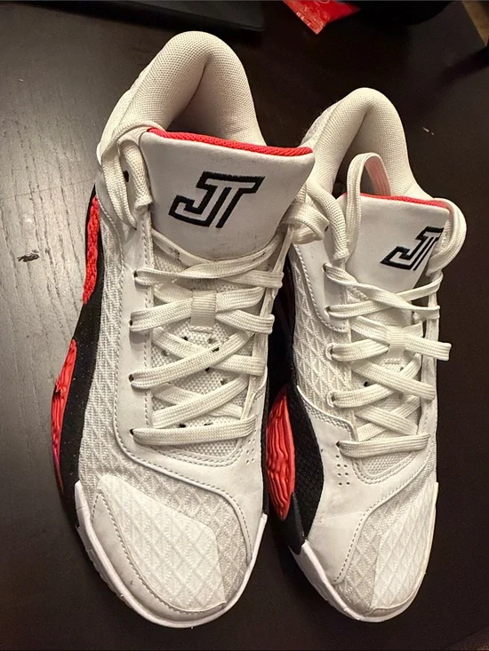 Jayson Tatum Deuce Men's White & Red Performance Basketball Shoes