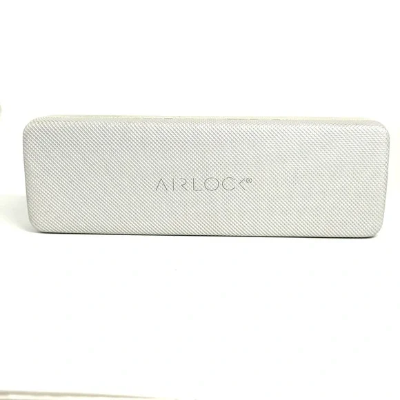 Airlock Silver Textured Hard Shell Eyeglass Case Metallic Gray Interior Slim
