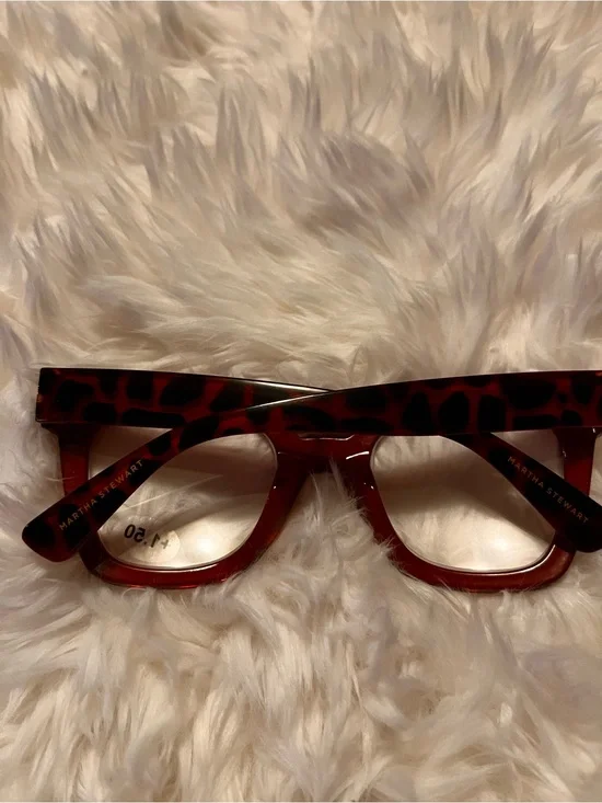 Martha Stewart Red Tortoiseshell Square Reading Glasses +1.50
