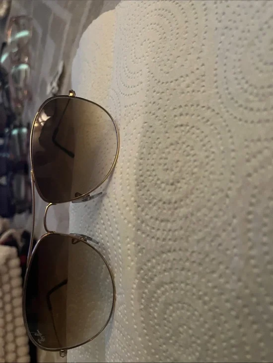 Ray-Ban Gold Frame Brown Lens Aviator Sunglasses