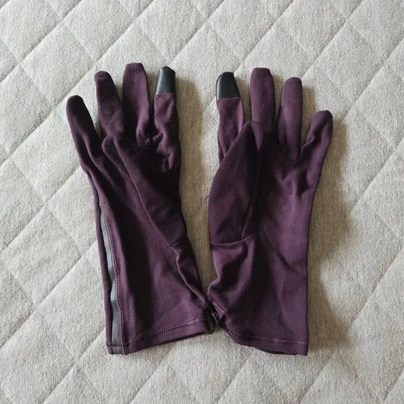 Lululemon Women's Gloves Running