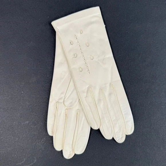 Vintage Womens Leather Dress Gloves Cream White Eyelet Embroidered Excellent