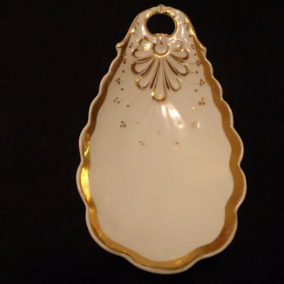 COQUETTE VINTAGE ROMANCE PORCELAIN W GILT SOAP LARGER DISH