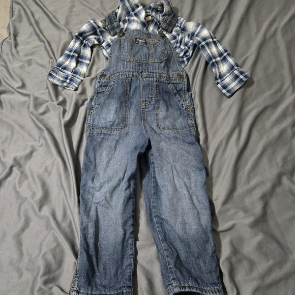 Oshkosh B’gosh Blue Plaid 2piece Lining Bib Overalls Longsleeve Size 4T Vestbak