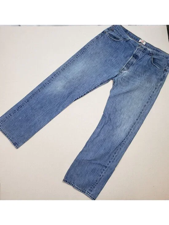 Levi's 501 Men's Straight Leg Button Fly Jeans 40/34 EXCELLENT CONDITION!!!