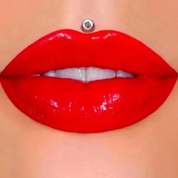 🪷 NIB Jeffree Star Supreme Gloss Devil Horns- LIMITED EDITION