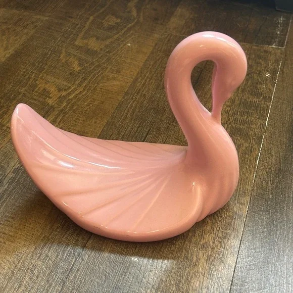 Vintage Pink Ceramic Swan Towel Holder 1980s Hollywood Regency Bathroom Decor
