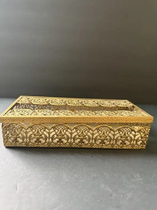 Hollywood Regency Gold Tone Filigree Tissue Box Holder Floral Pattern Vintage