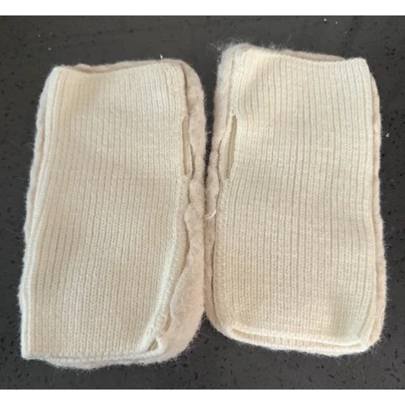 Women's Half Finger Faux Fur Gloves Winter Arm Cuffs Warm Wristbands Mittens