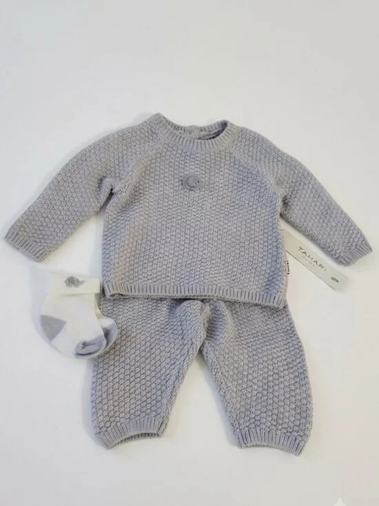 Tahari Baby 0-3M Knit Sweater & Pants Set with Socks Light Blue 100% Cotton NWT