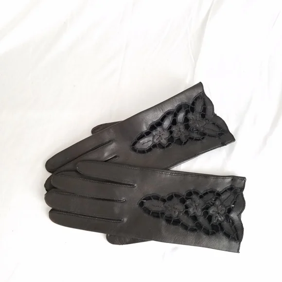 Vintage womens size extra small black  guinine leather gloves