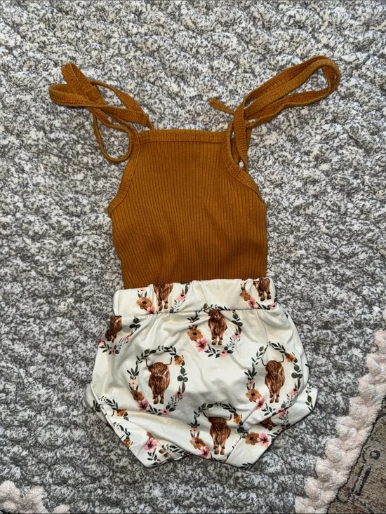 SHEIN Mustard Ribbed Tank with Cream Floral Cow Print Bloomers