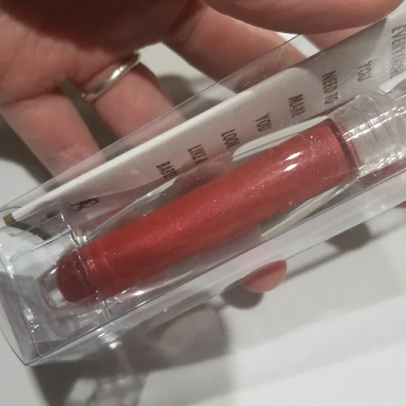 Fake Bake Babe Tool Lip Gloss in High Maintenance