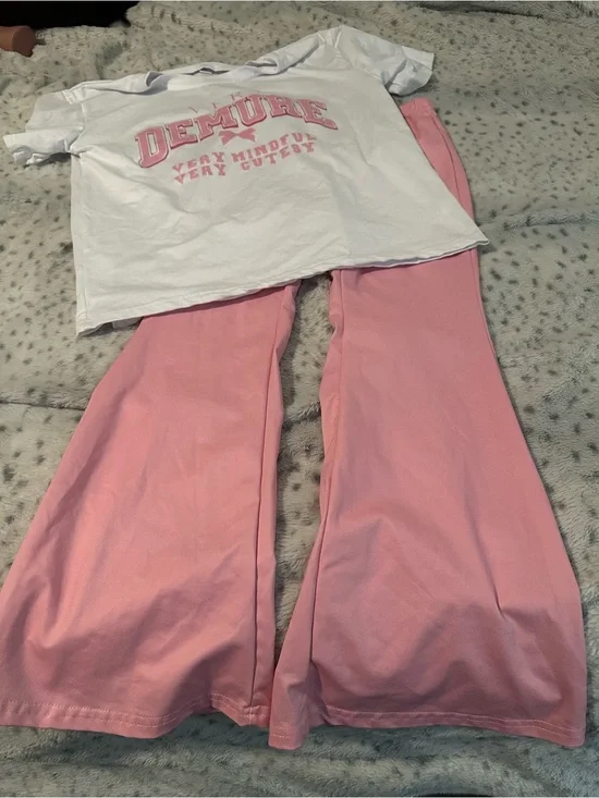 SHEIN Pink Kids' Elastic Waist Flare Pants With Matching Top