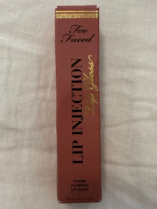 Too Faced Lip Injection Lip Gloss - Wifey For Lifey