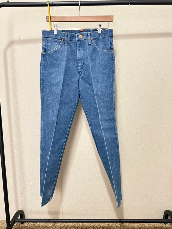 Wrangler Men's Straight Blue Jeans with Creased Front
