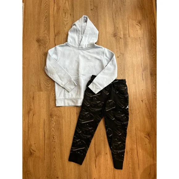 Jordan Kids Fleece Hoodie and Joggers Set Blue Black Geometric Print Size 5-6Y