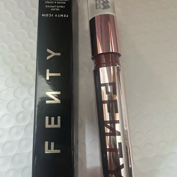 Fenty Beauty Icon Lipstick Bread Winner