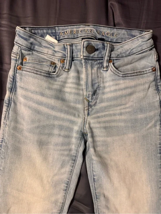 American Eagle Outfitters Men’s Light Blue Slim Straight Jeans