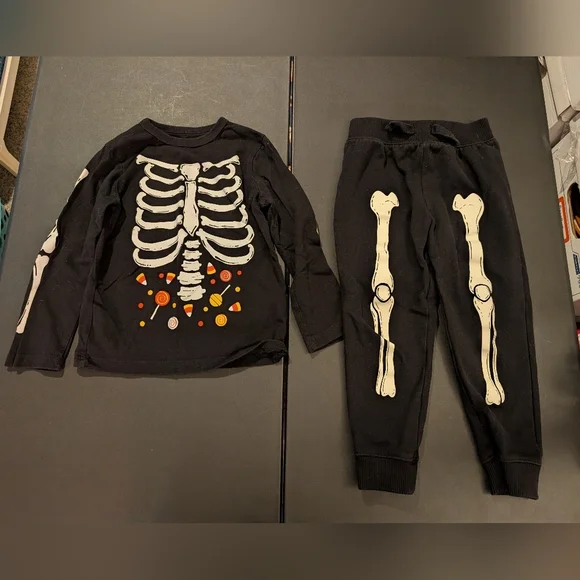 The Children's Place Toddler Boy Glow Candy Skeleton Shirt & Pant Set Size 4T