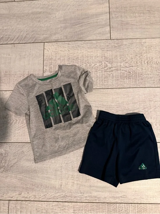 Adidas Toddler 2-Piece Athletic Set Gray Logo Tee & Navy Shorts Size 2T