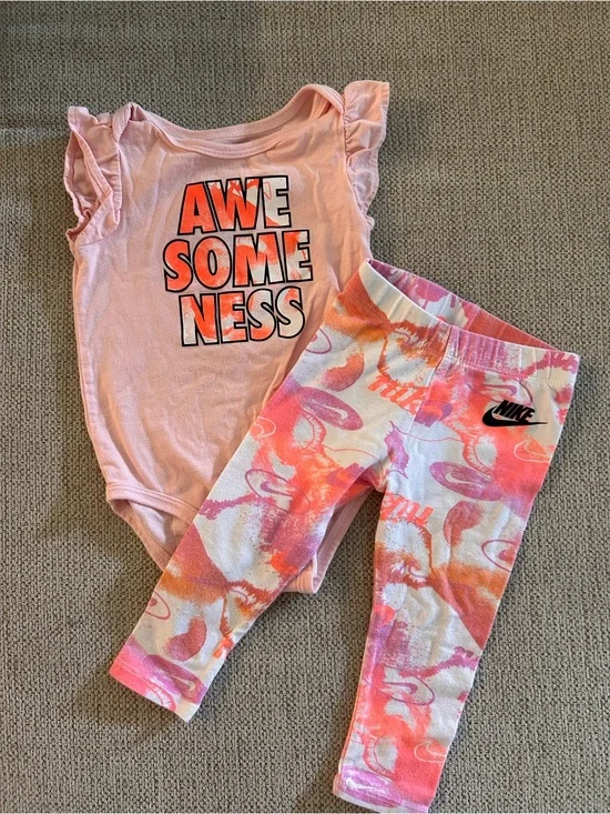 18m Nike set