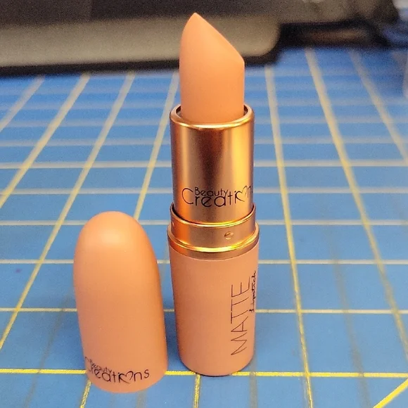 Beauty Creations Matte Lipstick - New LS13 Barely Naked