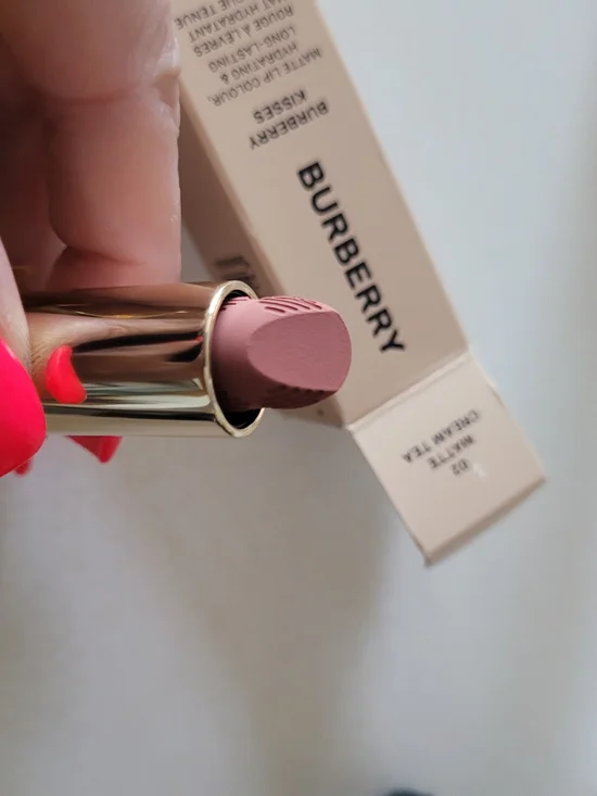 Burberry Kisses Lip Colour - 02 Matte Cream Tea