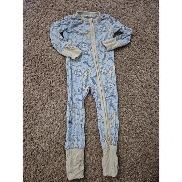 Angel dear bamboo zippy size 3-6 months
