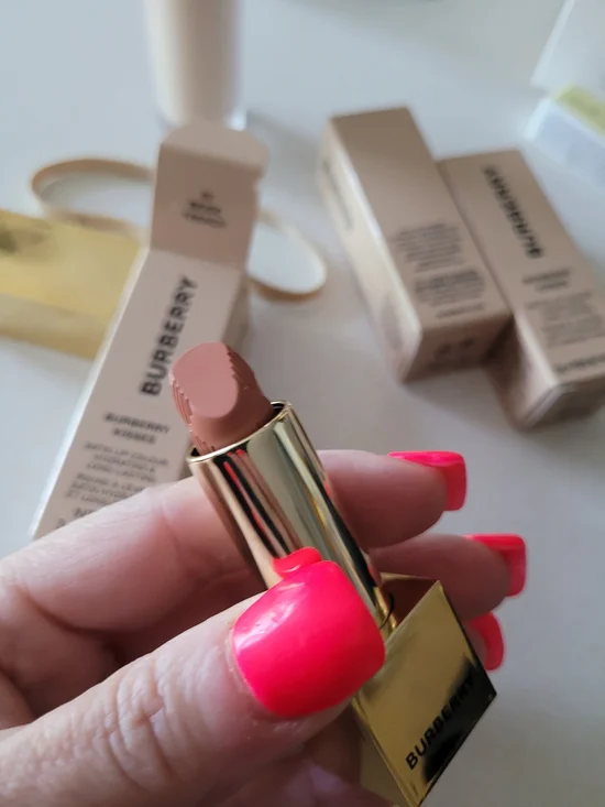 Burberry Kisses Satin Lip Colour - Nude Pink Beige Trench