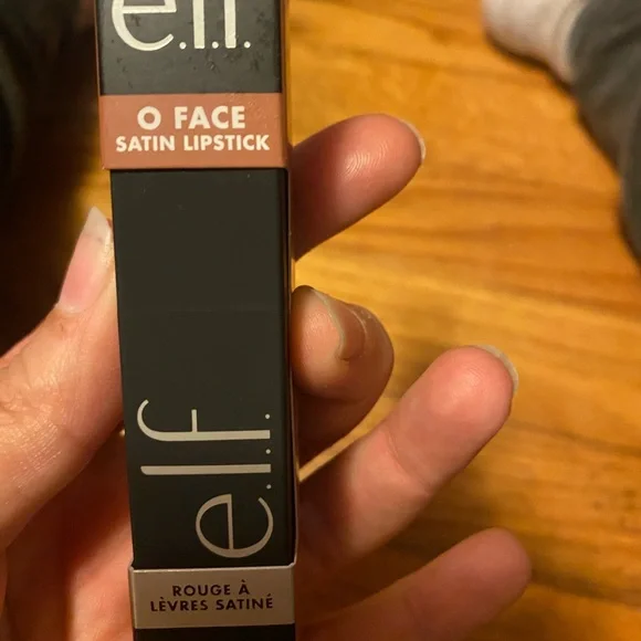ELF O‎ Face Satin Lipstick - Rich Brown
