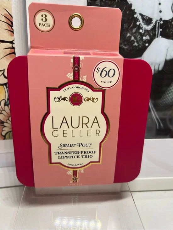 LAURA GELLER Smart Pout Transfer-proof Lipstick Trio